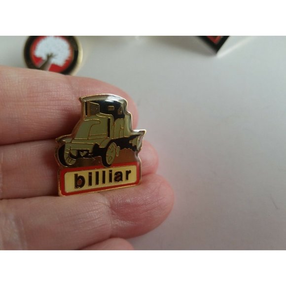 Vintage Lot of 7 Pins Cross Bar The System Good Sam billiar etc - Picture 6 of 11